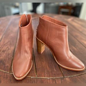 NWOT Ted Baker London Lorca Brown Booties